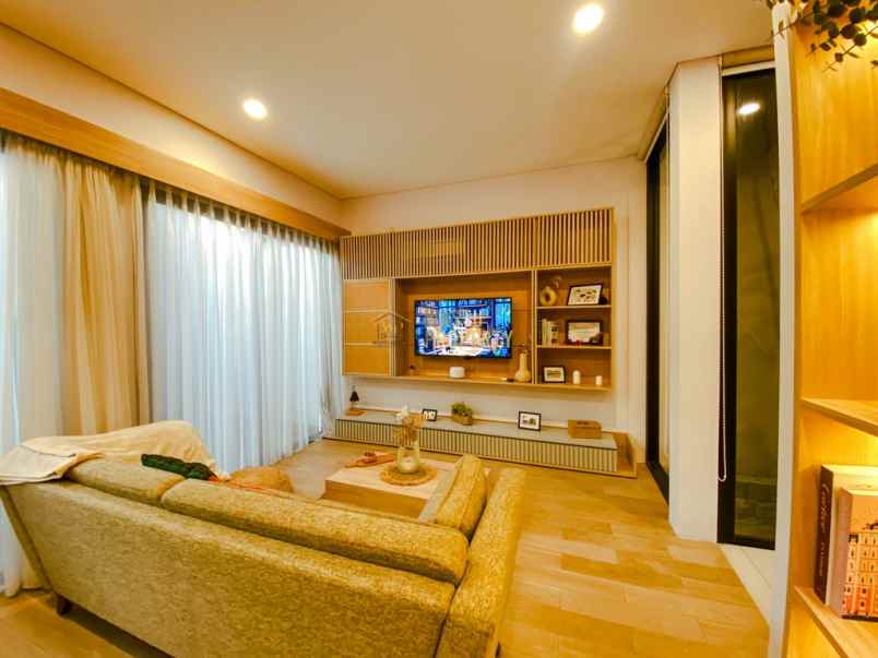 dijual rumah maguwoharjo depok sleman