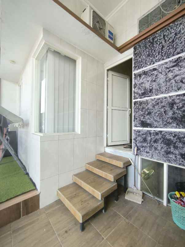 dijual rumah manukan sambikerep