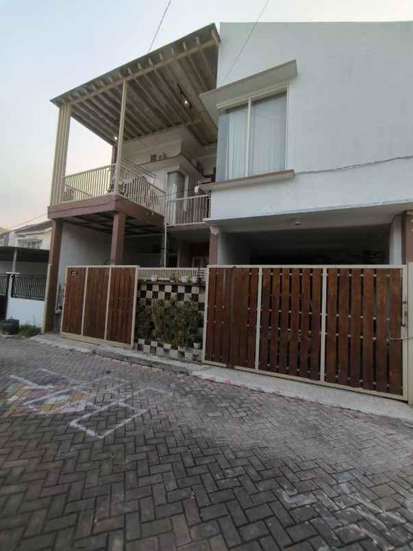 dijual rumah manukan sambikerep