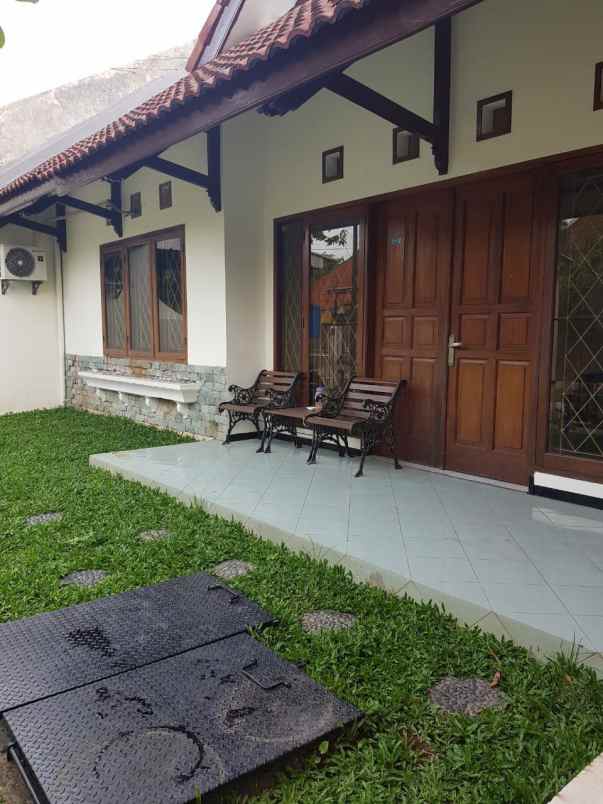 dijual rumah medokan asri timur dekat kampus upn merr
