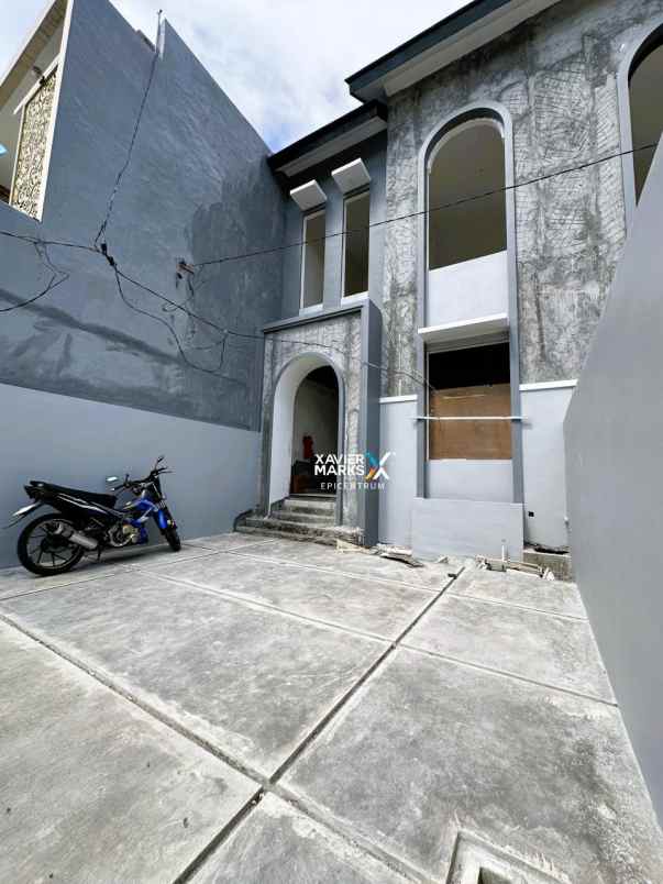 dijual rumah medokan sawah timur