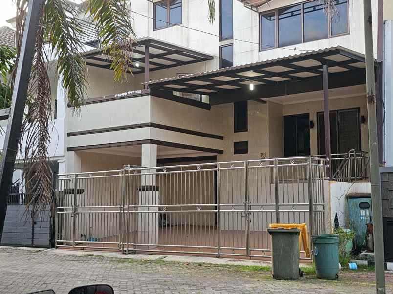 dijual rumah megah di bintara grand prima pondok kopi