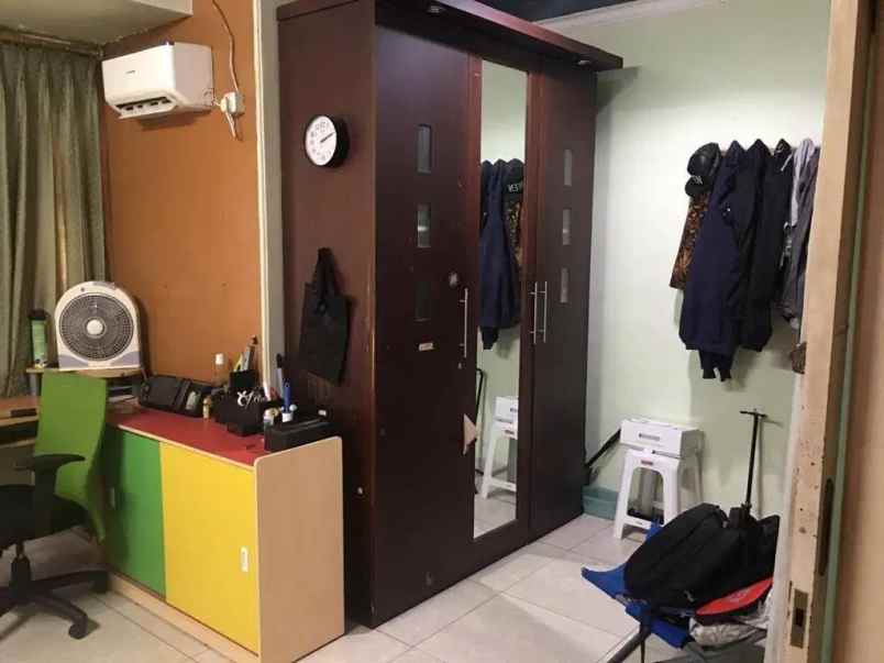 dijual rumah mewah di citra raya jl verdi barat