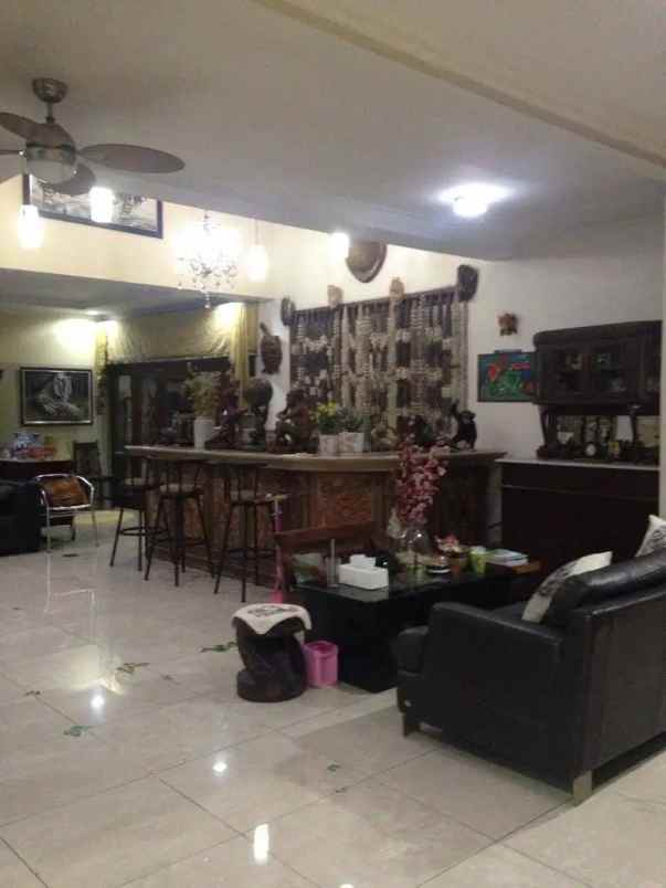 dijual rumah mewah di citra raya jl verdi barat