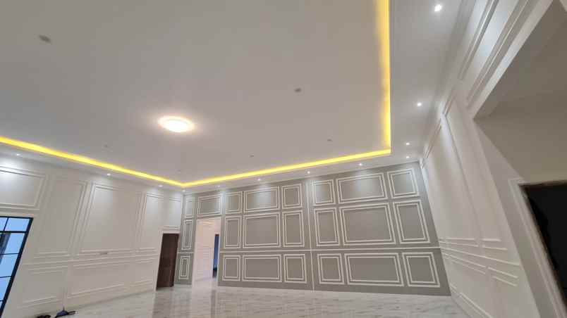 dijual rumah mewah siap huni lokasi sebrang citos