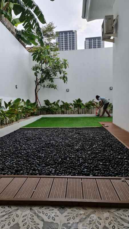 dijual rumah mewah siap huni lokasi sebrang citos