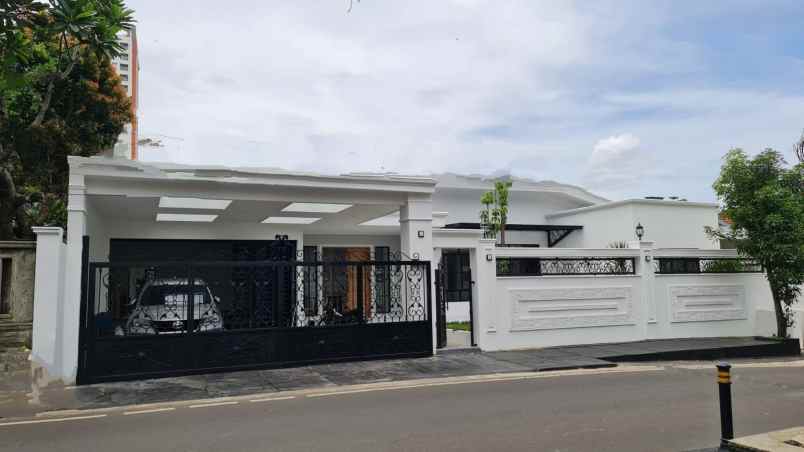 dijual rumah mewah siap huni lokasi sebrang citos