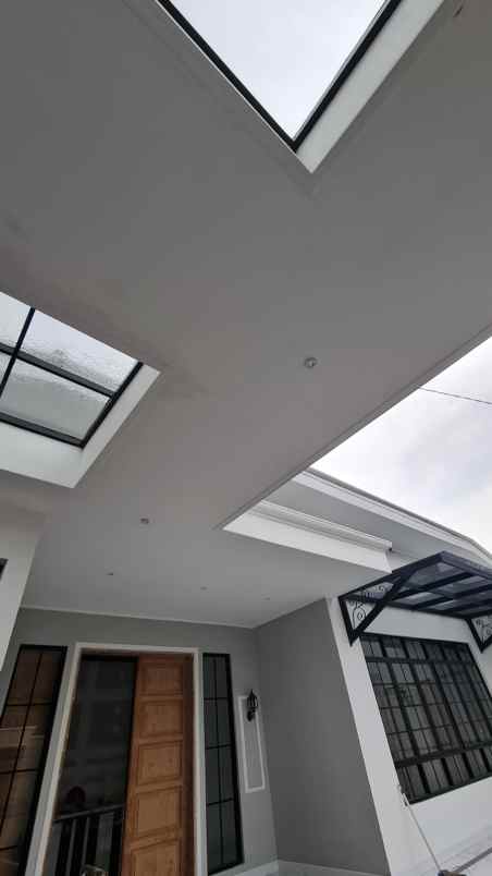 dijual rumah mewah siap huni lokasi sebrang citos