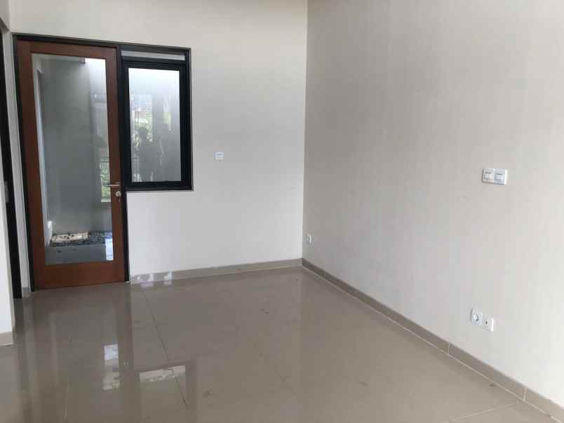 dijual rumah minimalis di malang dekat kampus 2 um
