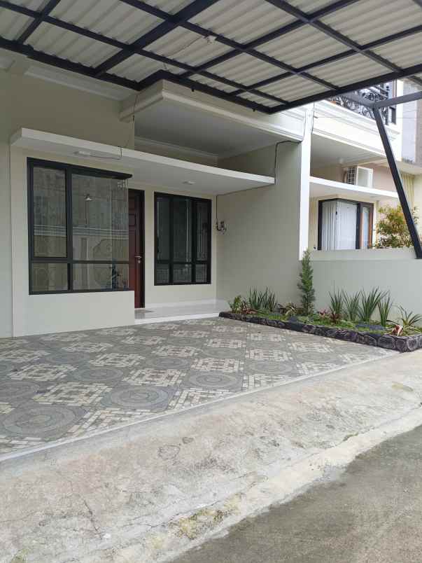 dijual rumah murah dan siap huni di beji depok