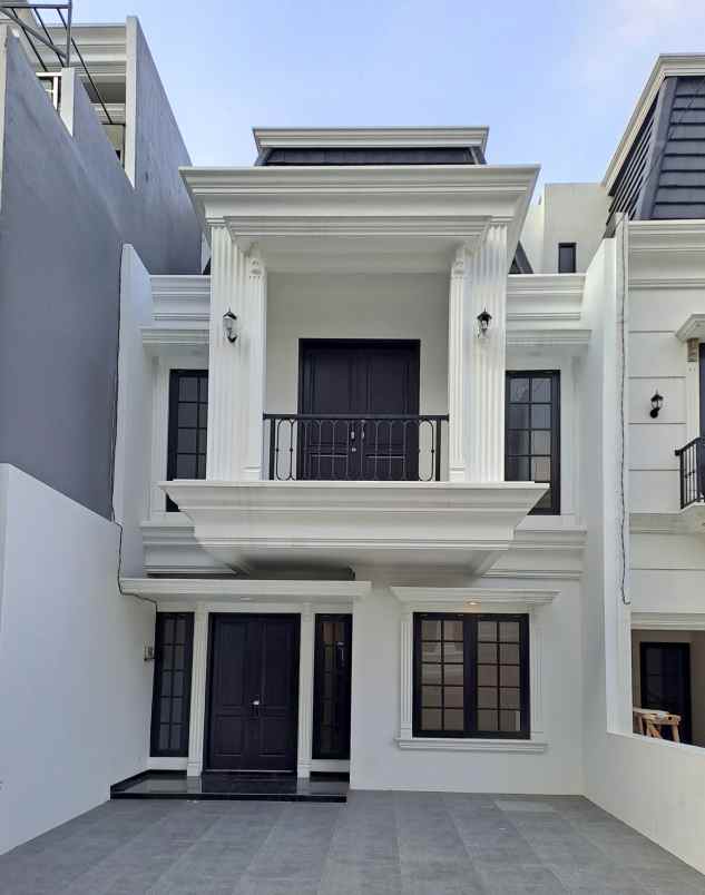 dijual rumah murah siap huni di jagakarsa