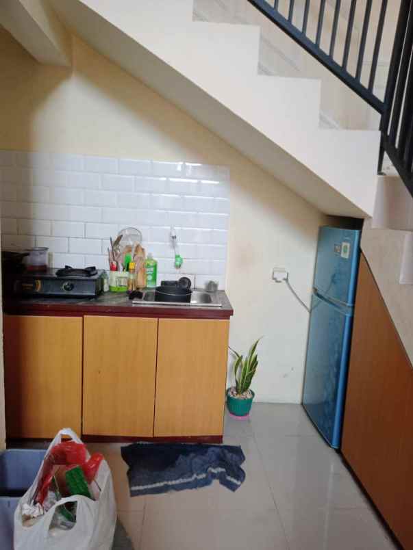 dijual rumah nanggerang