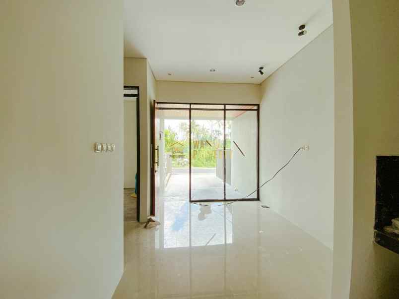 dijual rumah ngaglik