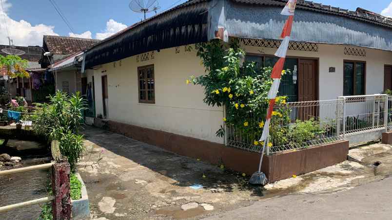 dijual rumah non perum tengah kota purwokerto