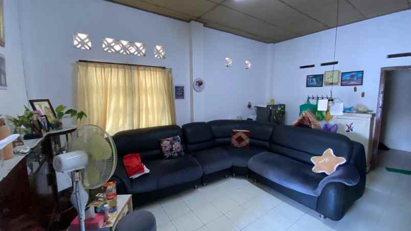 dijual rumah non perum tengah kota purwokerto