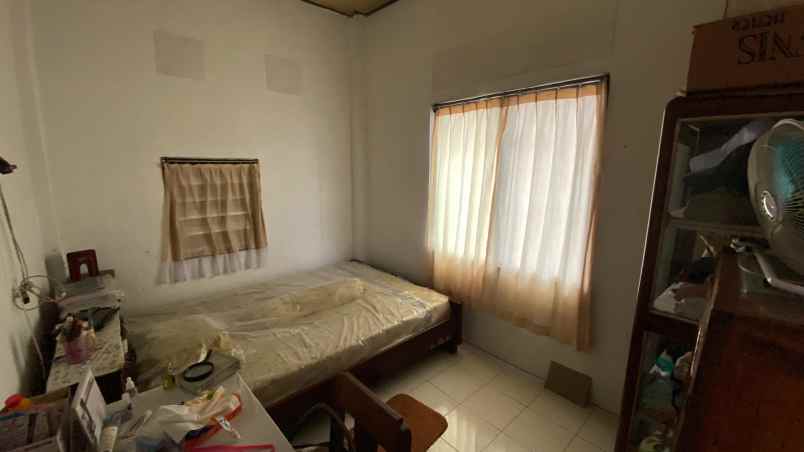 dijual rumah non perum tengah kota purwokerto