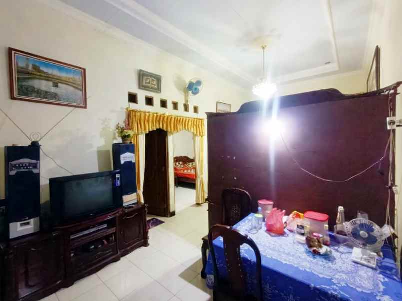 dijual rumah pasadena manyaran semarang