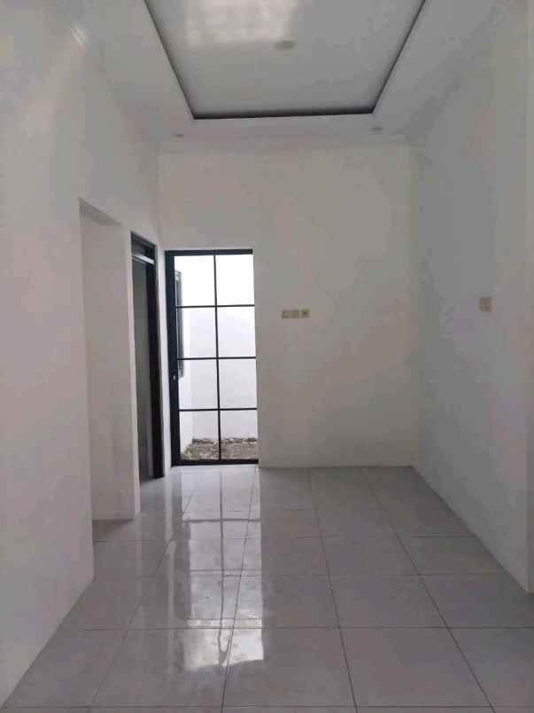 dijual rumah pasar cebongan