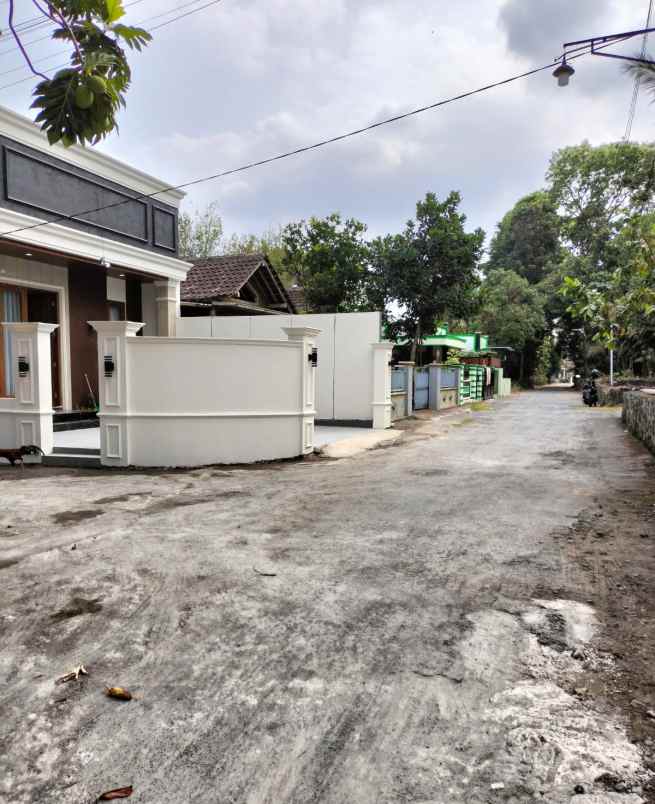 dijual rumah pasar jangkang