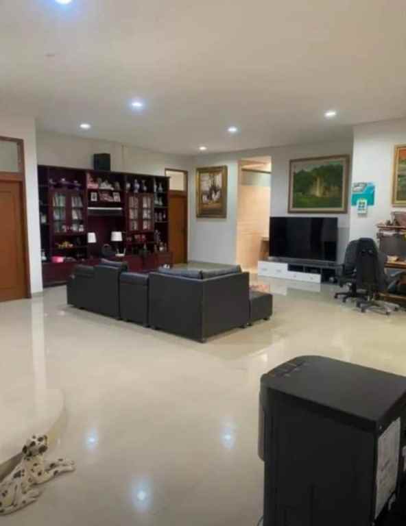 dijual rumah pasteur