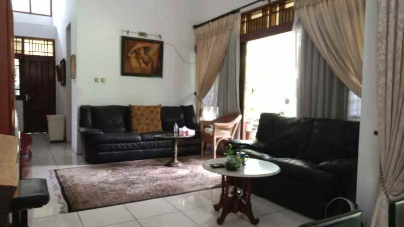 dijual rumah pejaten timur