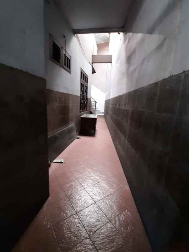 dijual rumah perak