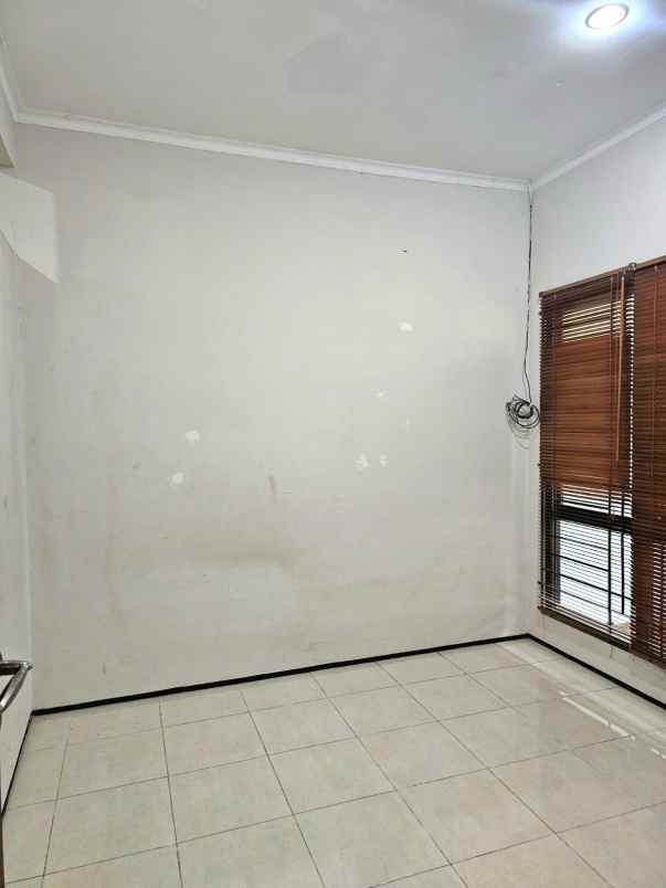 dijual rumah permata bintaro