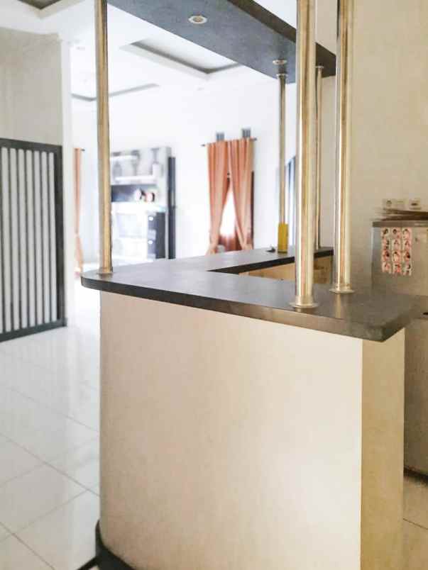 dijual rumah perumahan azhar blok a3 no