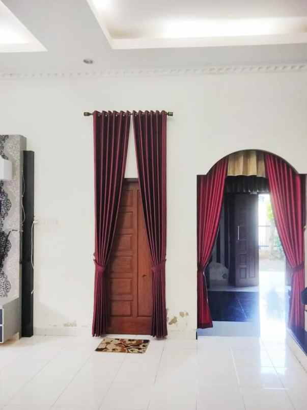 dijual rumah perumahan azhar blok a3 no