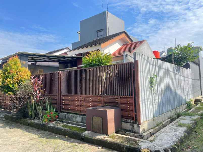 dijual rumah perumahan curug residence