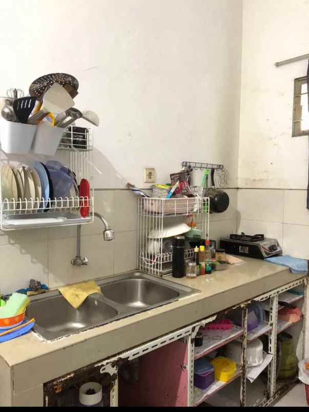 dijual rumah perumahan permata rivera