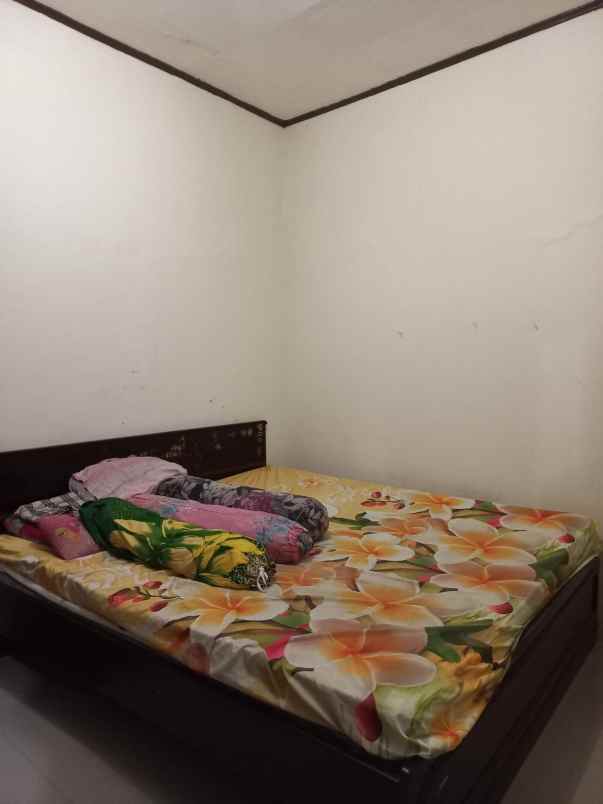 dijual rumah perumnas 1