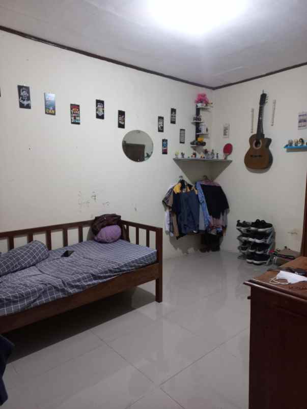 dijual rumah perumnas 1