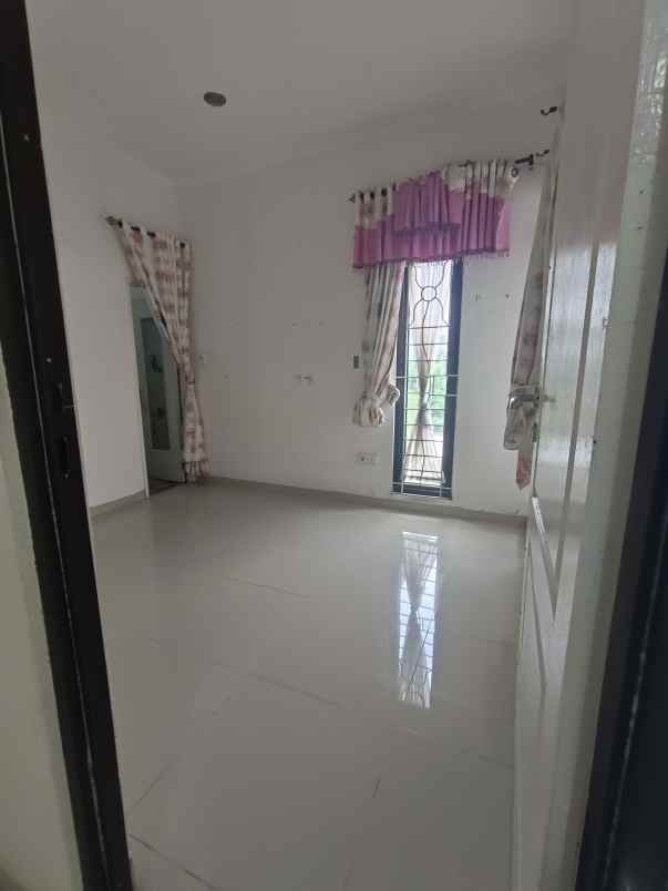 dijual rumah pisangan ciputat timur