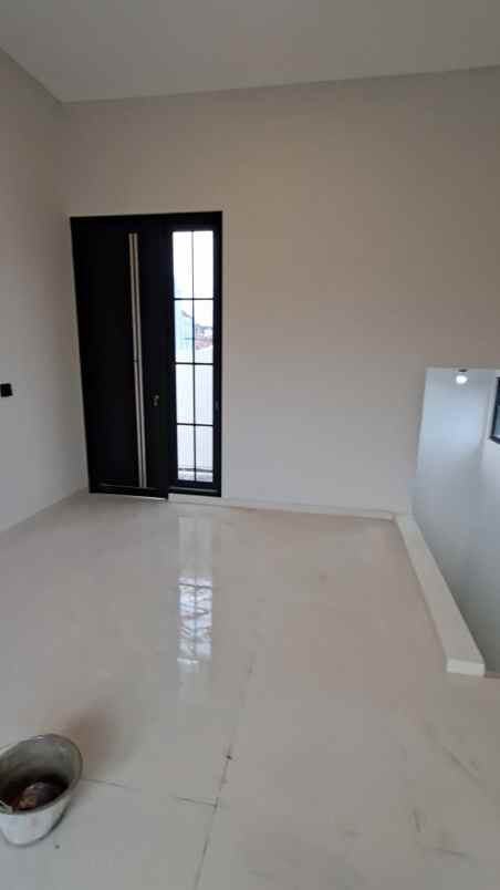 dijual rumah plus ruko lokasi poros vbt kota malang
