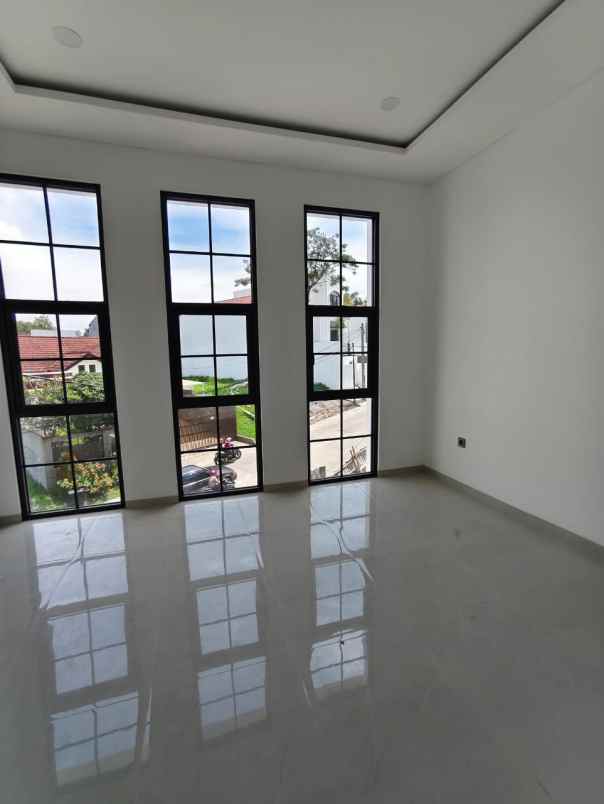 dijual rumah pondok hijau