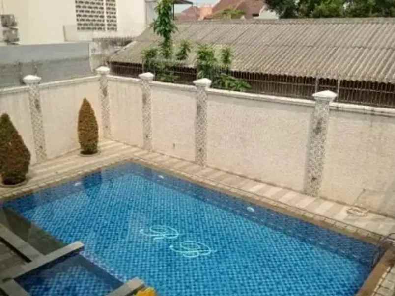 dijual rumah pondok kelapa