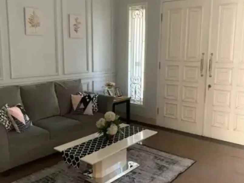 dijual rumah pondok kelapa