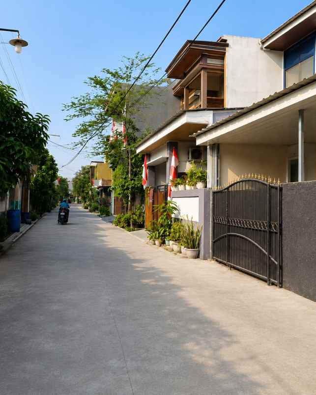 dijual rumah pondok ungu permai bahagia