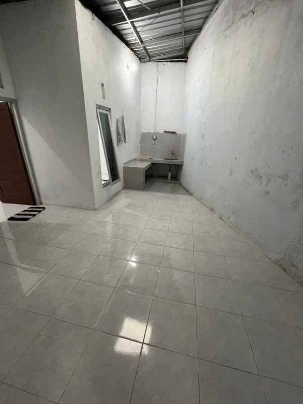 dijual rumah potorono