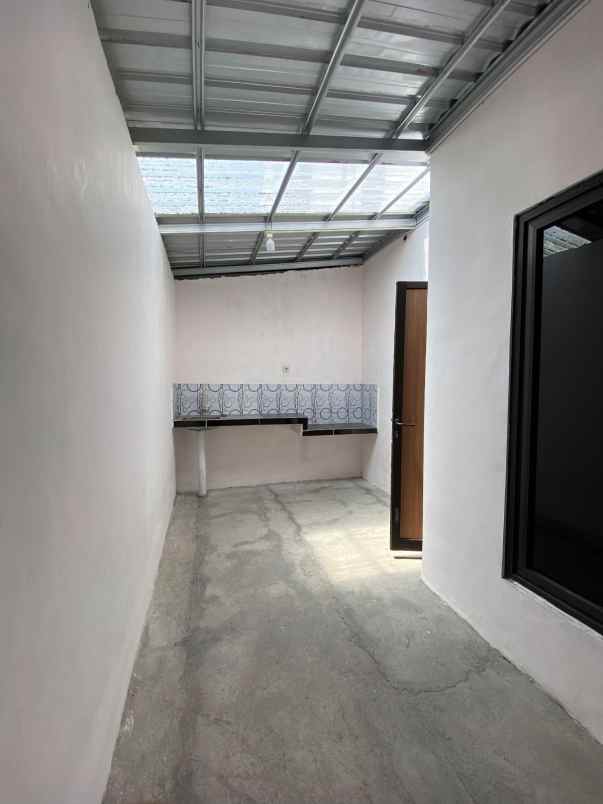 dijual rumah prambanan