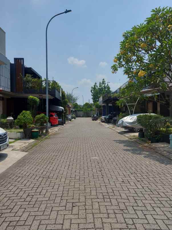 dijual rumah premier riviera jatinegara