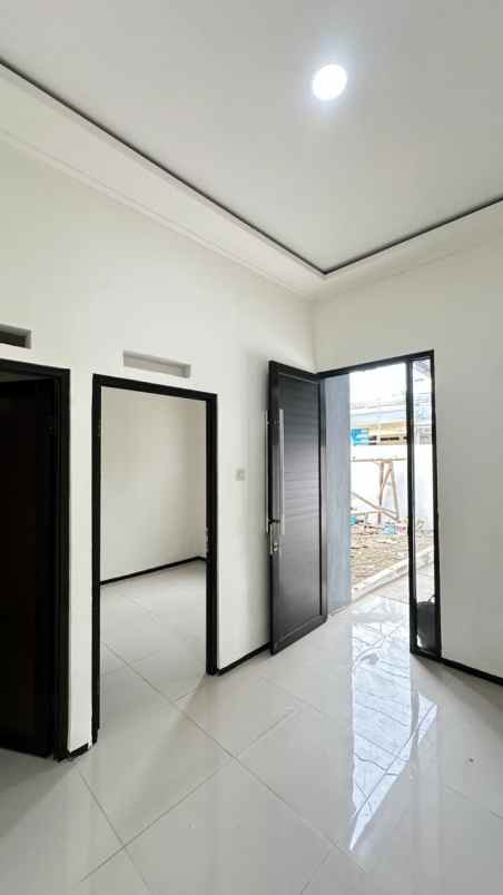 dijual rumah puri nirwana residence