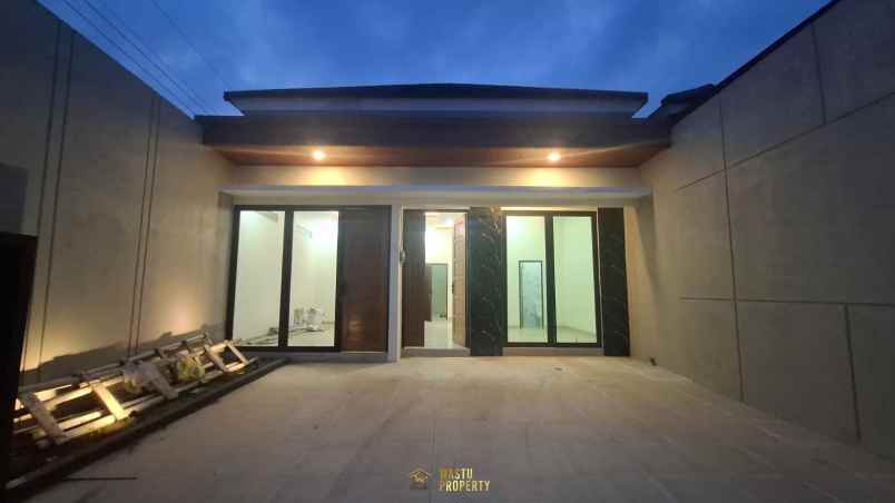 dijual rumah purwomartani