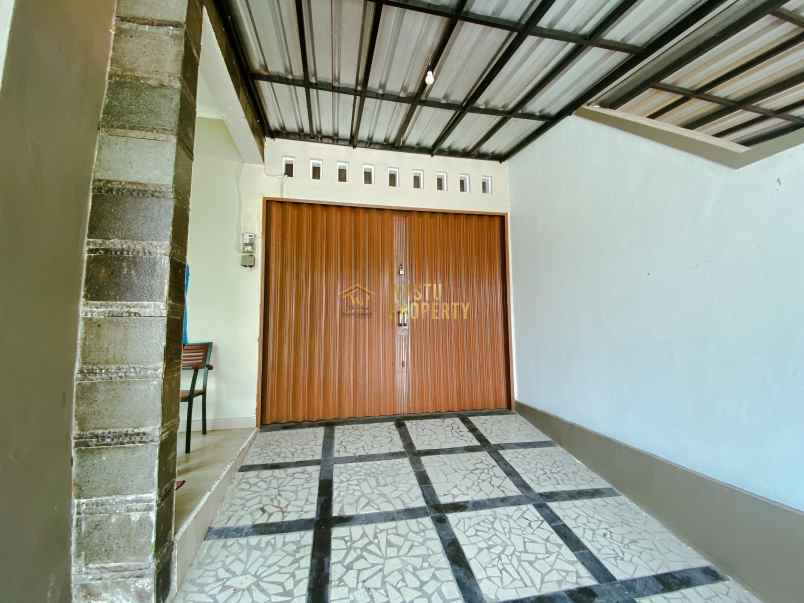 dijual rumah purwomartani kalasan