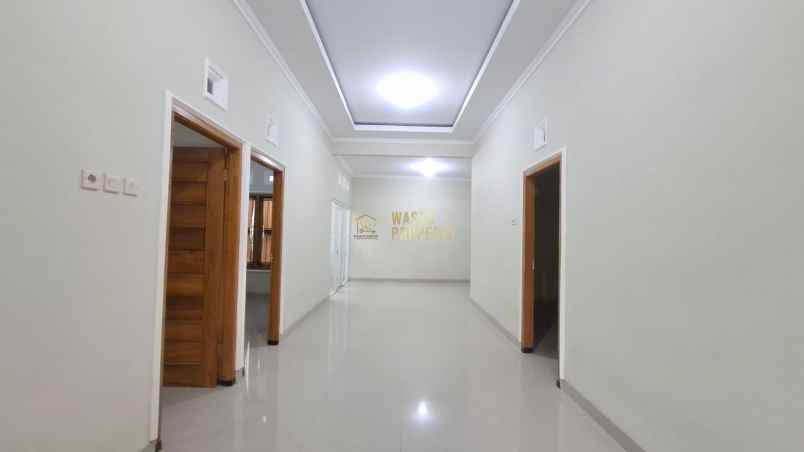 dijual rumah purwomartani kalasan