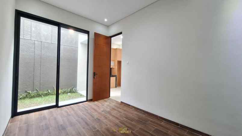 dijual rumah purwomartani kalasan