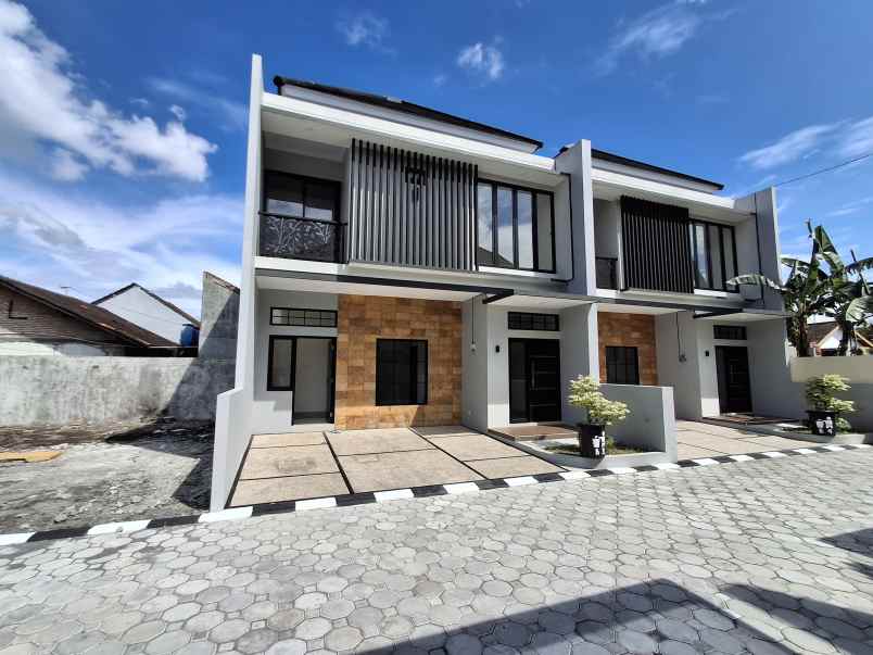 dijual rumah purwomartani sleman diy