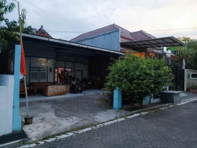 dijual rumah pusponjolo