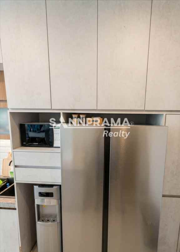 dijual rumah ratu jaya